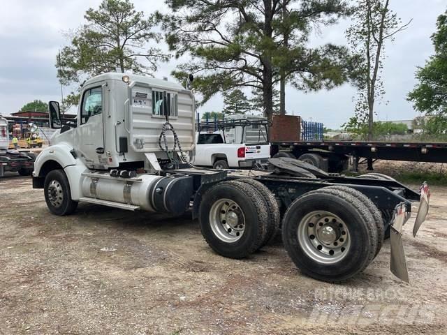 Kenworth T880 Tractores (camiões)