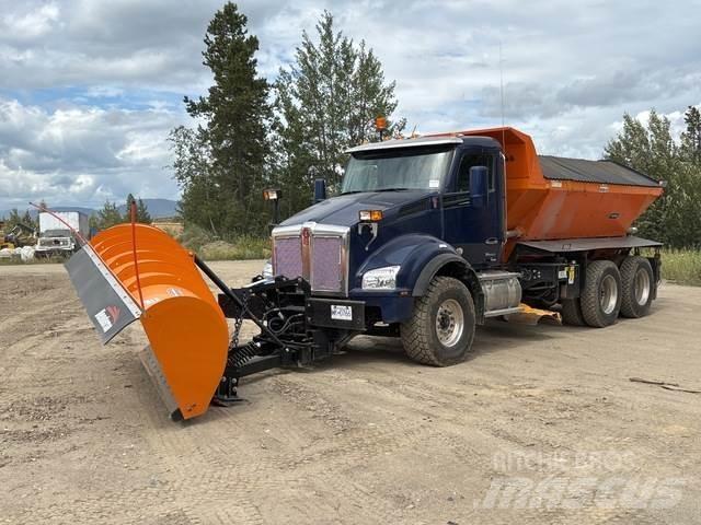 Kenworth T880 Lâminas de neve e arados