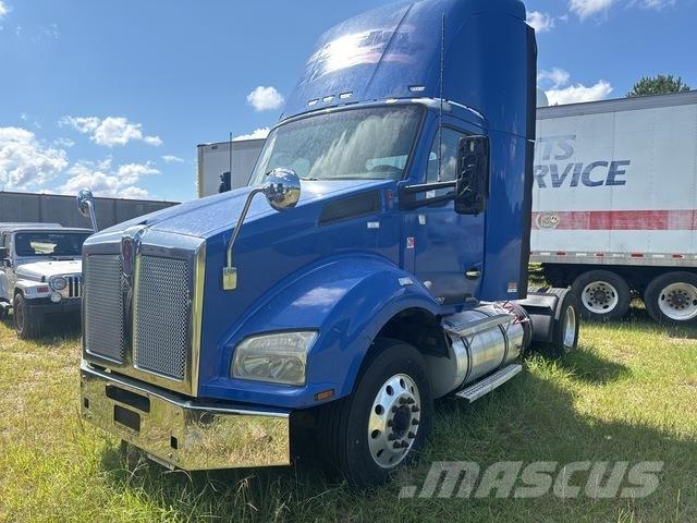 Kenworth T880 Tractores (camiões)