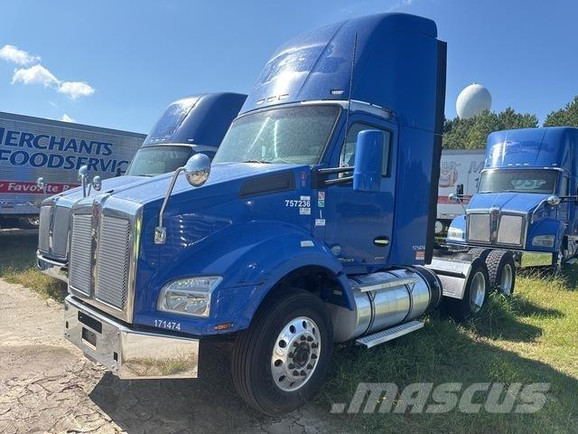 Kenworth T880 Tractores (camiões)