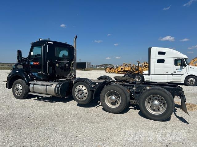Kenworth T880 Tractores (camiões)