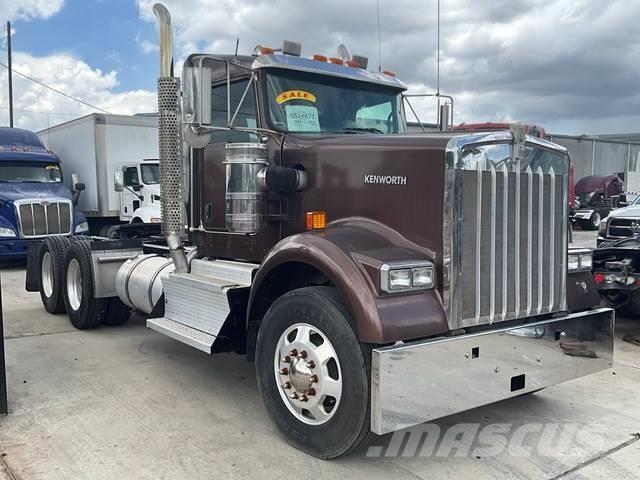 Kenworth W900 Tractores (camiões)