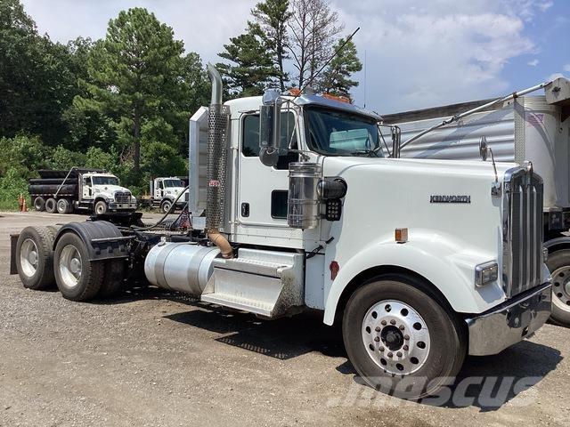 Kenworth W900 Tractores (camiões)