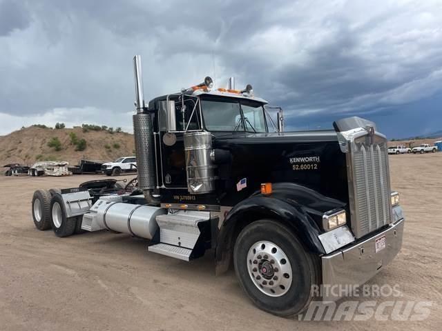 Kenworth W900L Tractores (camiões)
