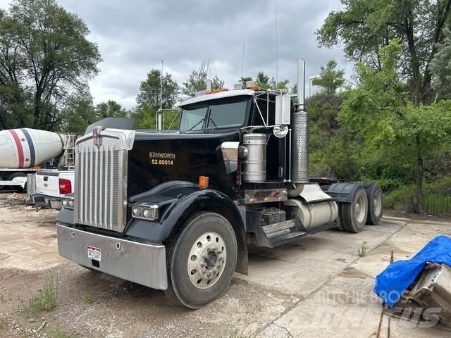 Kenworth W900L Tractores (camiões)