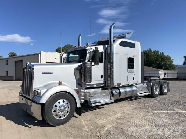 Kenworth W900L Tractores (camiões)