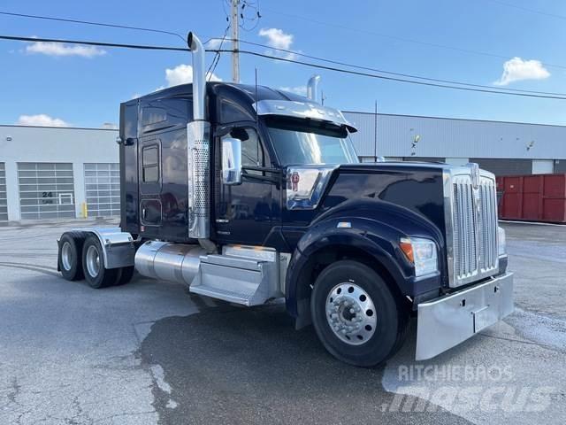 Kenworth W990 Tractores (camiões)