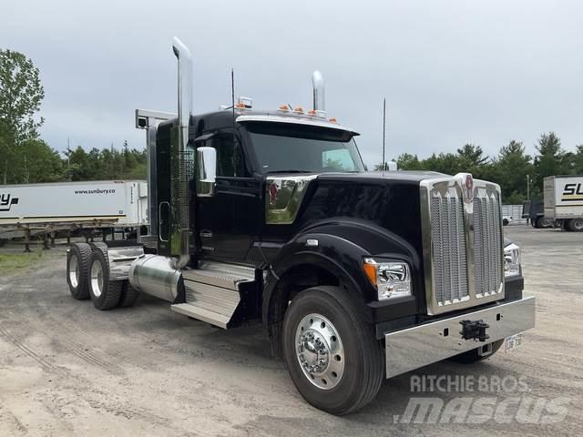 Kenworth W990 Tractores (camiões)