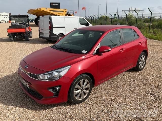 Kia Rio Carros Ligeiros