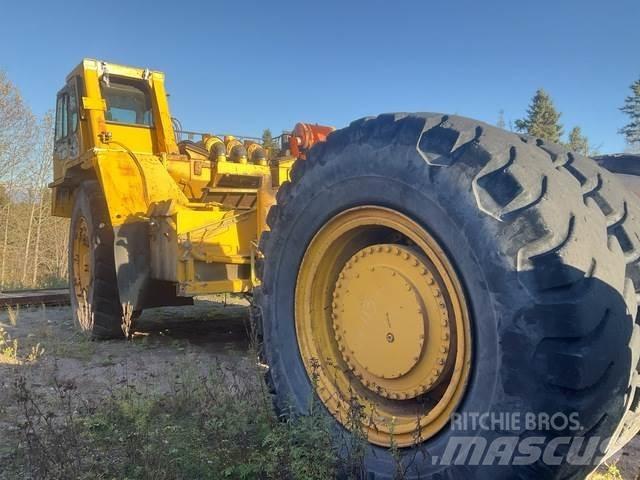 Komatsu 330M Camiões articulados