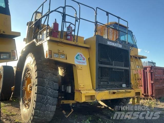Komatsu 330M Camiões articulados