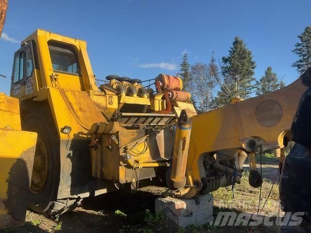 Komatsu 330M Camiões articulados