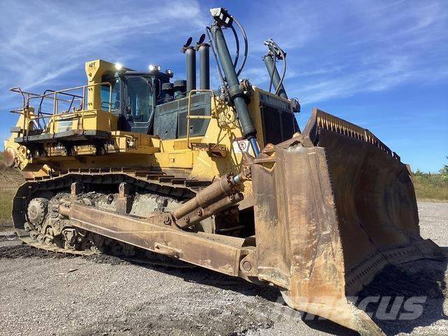 Komatsu D475A Dozers - Tratores rastos