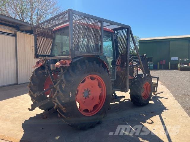 Kubota M125X Tratores Agrícolas usados