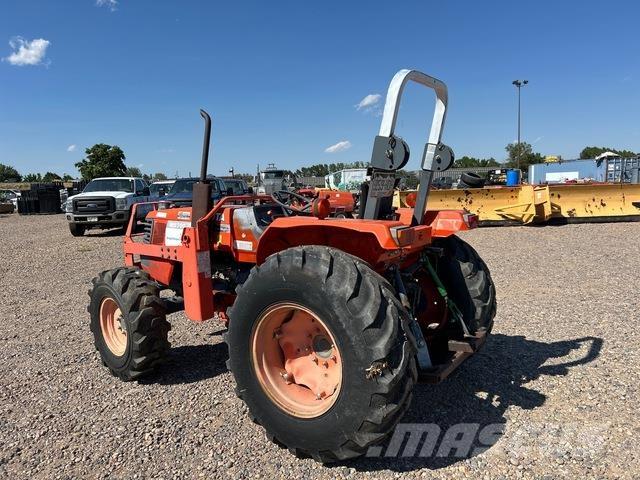 Kubota M5700 Tractores compactos