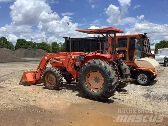 Kubota M8200 Tratores Agrícolas usados