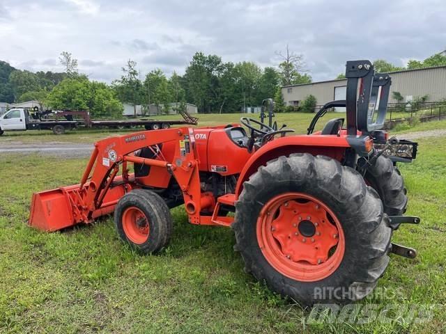 Kubota MX4700F Tractores compactos