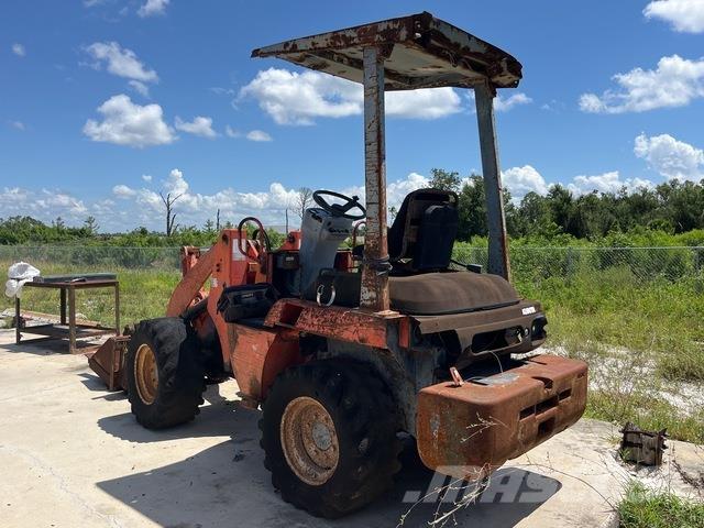 Kubota R420 Pás carregadoras de rodas