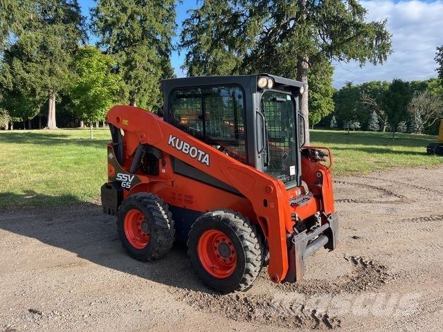Kubota SSV65 Carregadoras de direcção deslizante