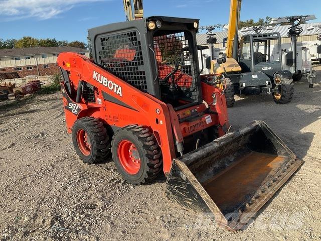 Kubota SSV65 Carregadoras de direcção deslizante