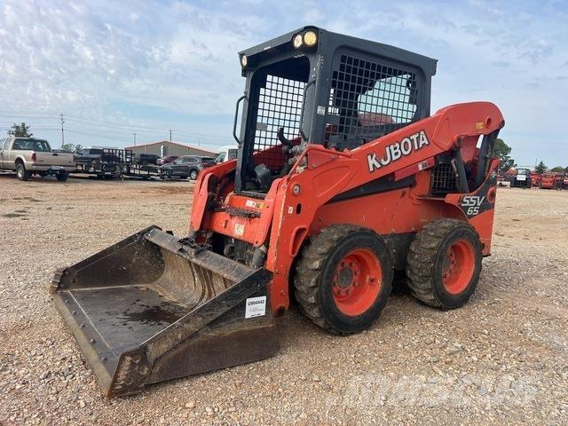 Kubota SSV65P Carregadoras de direcção deslizante