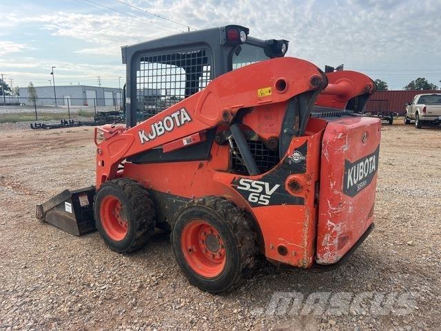 Kubota SSV65P Carregadoras de direcção deslizante