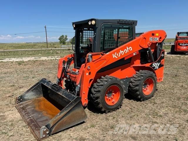 Kubota SSV75 Carregadoras de direcção deslizante