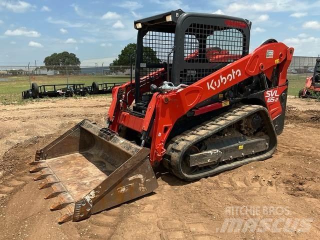 Kubota SVL65-2 Carregadoras de direcção deslizante