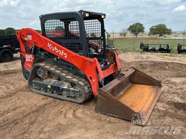 Kubota SVL65-2 Carregadoras de direcção deslizante