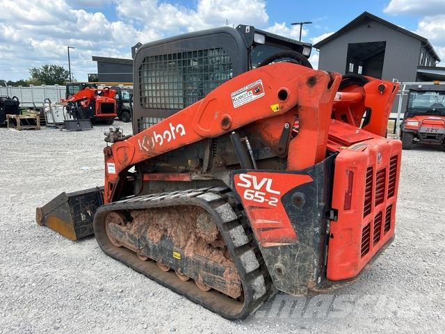 Kubota SVL65-2 Carregadoras de direcção deslizante