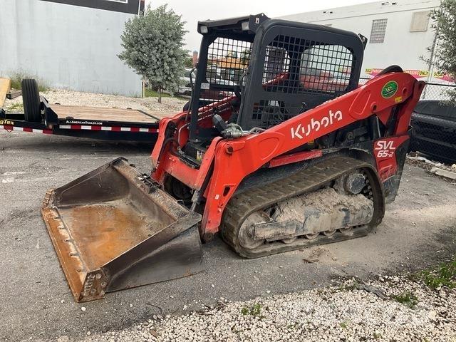 Kubota SVL65-2 Carregadoras de direcção deslizante