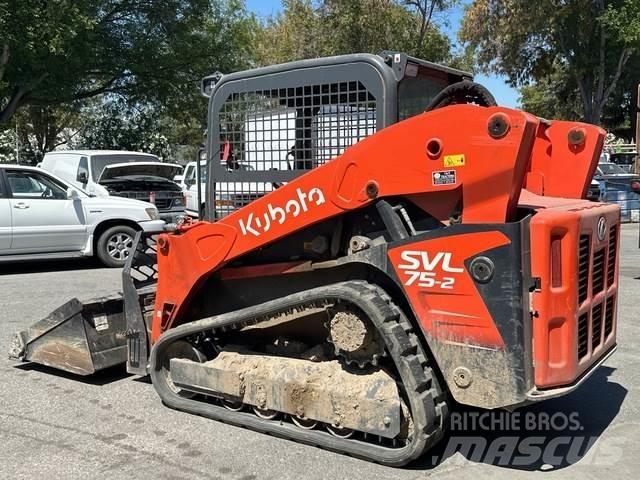 Kubota SVL75-2 Carregadoras de direcção deslizante