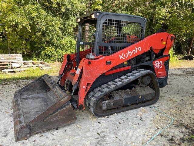Kubota SVL75-2 Carregadoras de direcção deslizante