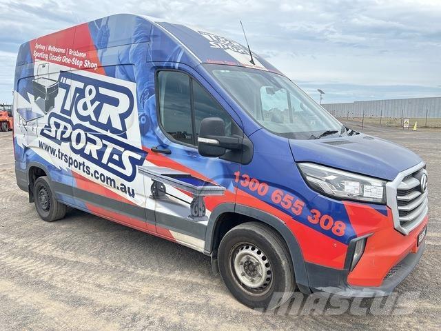 LDV Deliver 9 Carrinhas de caixa fechada