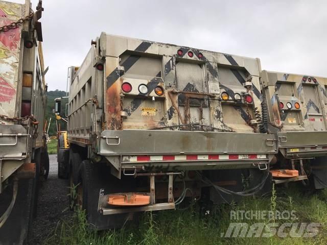 Mack 700 Lâminas de neve e arados
