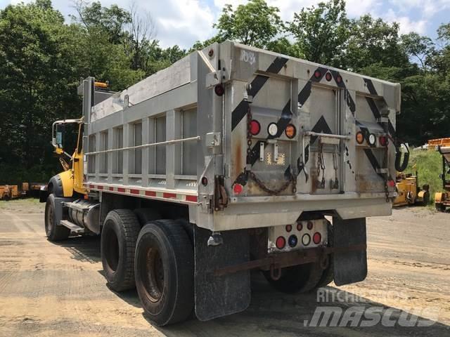 Mack 700 Lâminas de neve e arados