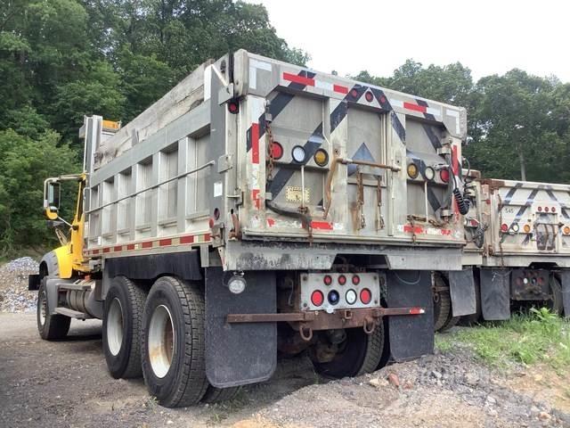 Mack 700 Lâminas de neve e arados