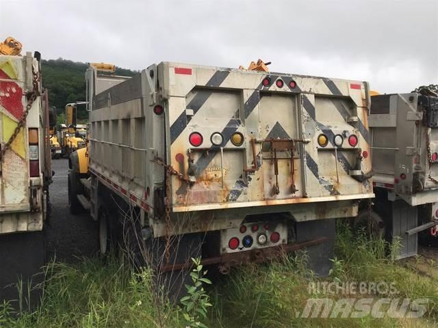 Mack 700 Lâminas de neve e arados