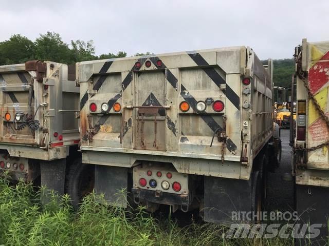 Mack 700 Lâminas de neve e arados