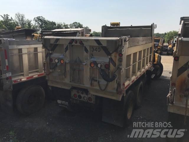 Mack 700 Lâminas de neve e arados