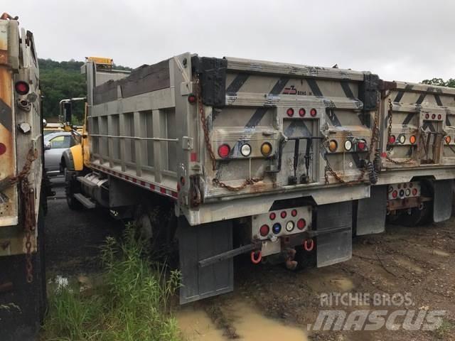 Mack 700 Lâminas de neve e arados