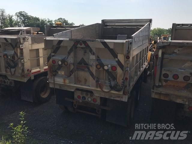 Mack 700 Lâminas de neve e arados