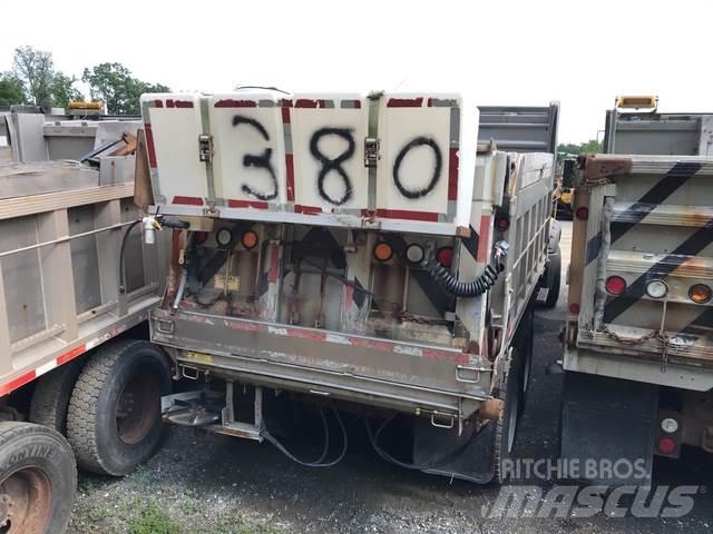 Mack 700 Lâminas de neve e arados