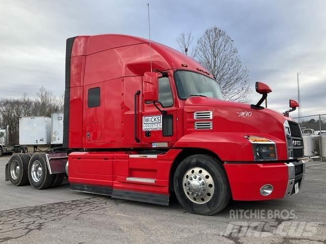Mack AN64T Tractores (camiões)