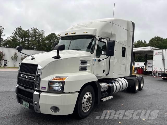 Mack AN64T Tractores (camiões)
