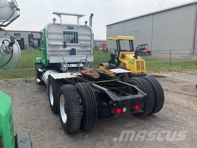 Mack AN64T Tractores (camiões)