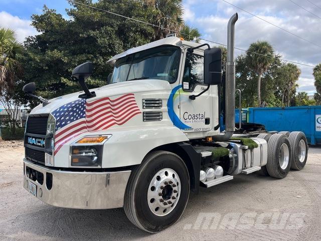 Mack AN64T Tractores (camiões)