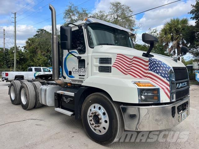 Mack AN64T Tractores (camiões)