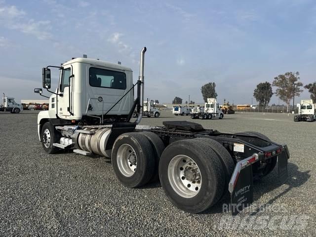 Mack Anthem Tractores (camiões)