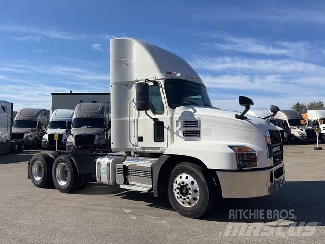 Mack Anthem Tractores (camiões)